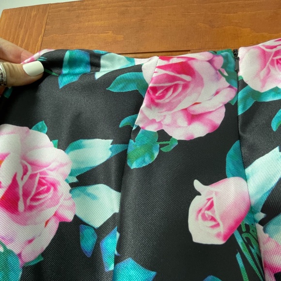 2Cute Two-Piece Floral Prom Dress - Picture 11 of 15